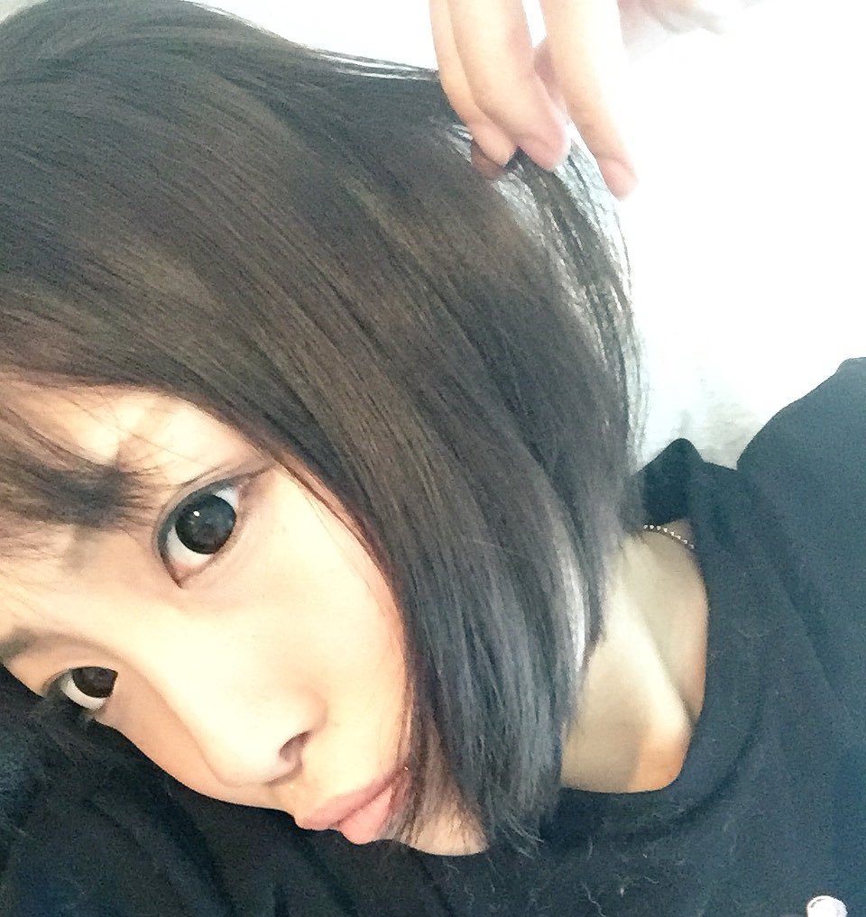 【広瀬うみ エロ画像】Eカップの激かわショートヘアAV女優！の画像49枚目